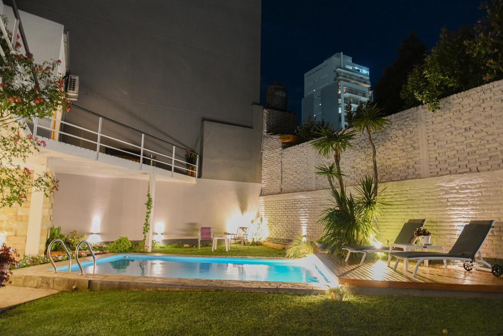 La Morada Petit Hotel Неукен Экстерьер фото